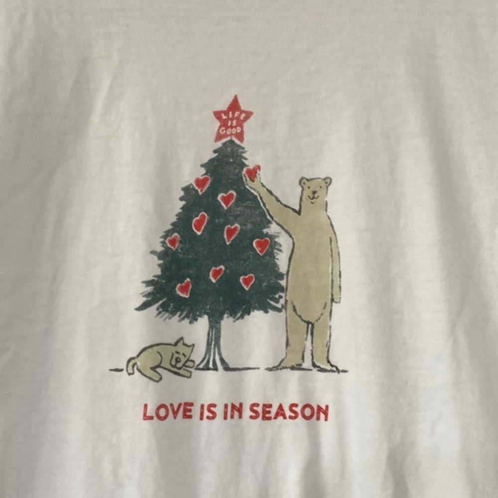 Life Is Good Love Is In Season Crusher Tee White Christmas Bear Shirt Women’s M